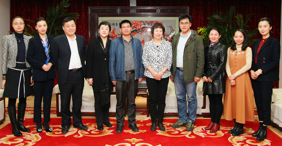 大合影.jpg