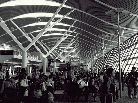 上海浦東國際機場:2015年共接待6005.3萬游客 上海浦東國際機場:2015年共接待6005.3萬游客