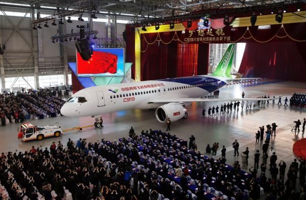 C919國產(chǎn)大型客機(jī)計(jì)劃2月首飛 訂單已達(dá)570架386743_ C919國產(chǎn)大型客機(jī)計(jì)劃2月首飛 訂單已達(dá)570架